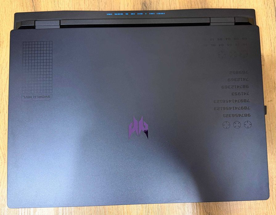 Acer Predator,Core i9-13900HX,32GB RAM,RTX - sotiladi. Holati Ideal