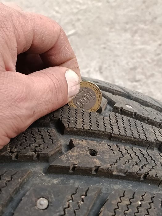 Продам шину зимняя