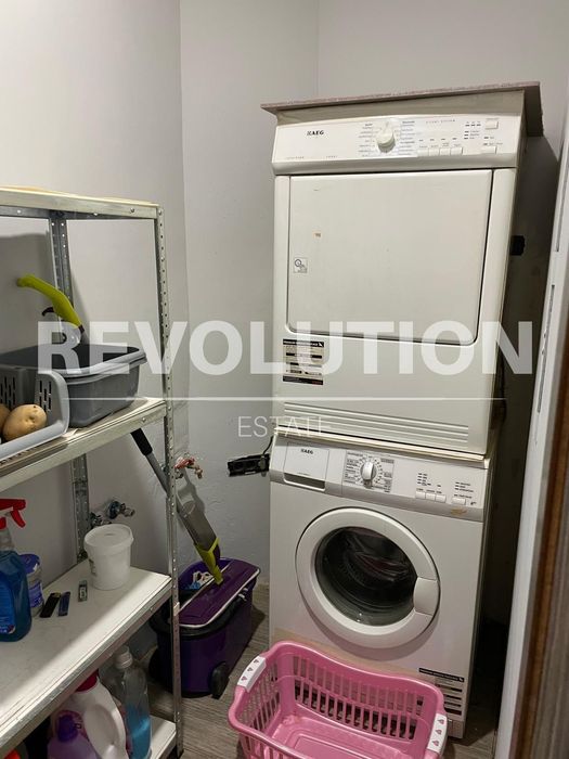 Дава се под наем Тристаен апартамент в Варна, Бриз - 160 кв.м за 897.6 € - Снимка #11