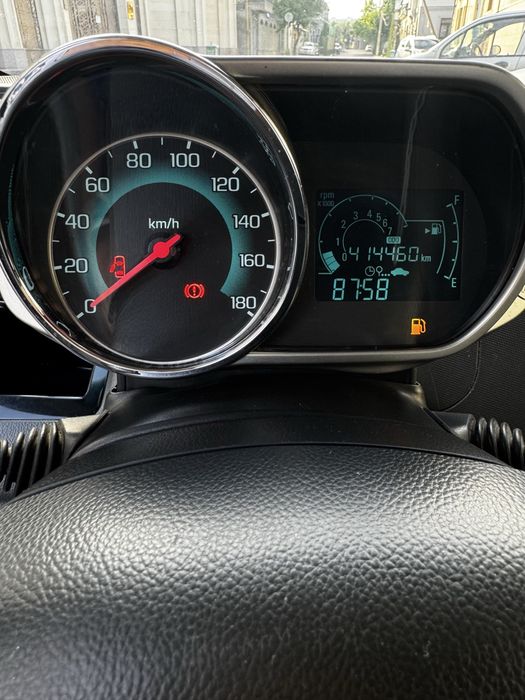 Spark srochna sotiladi