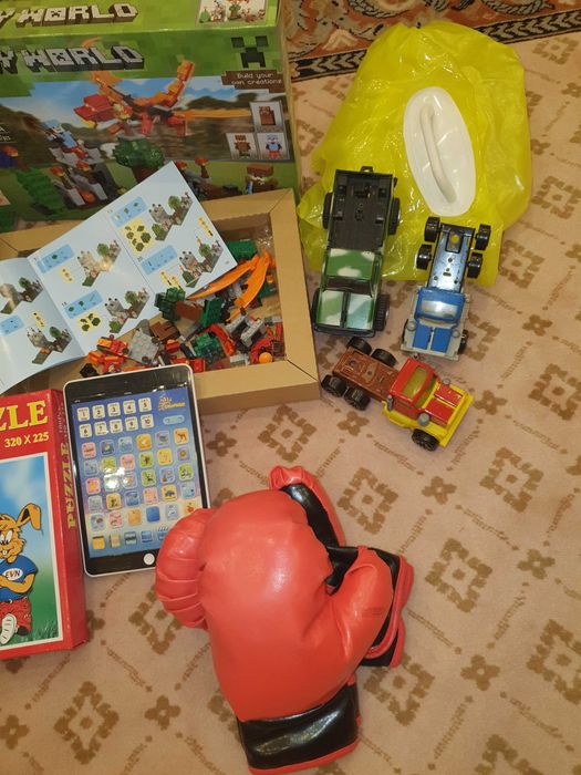 Лот играчки
30 лв