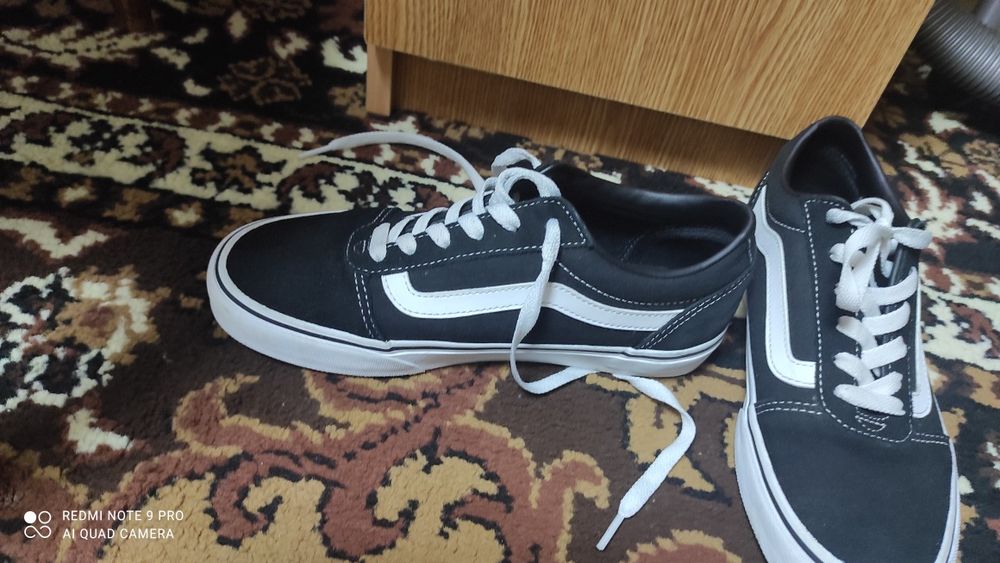 Vând : Vans mărime 38
