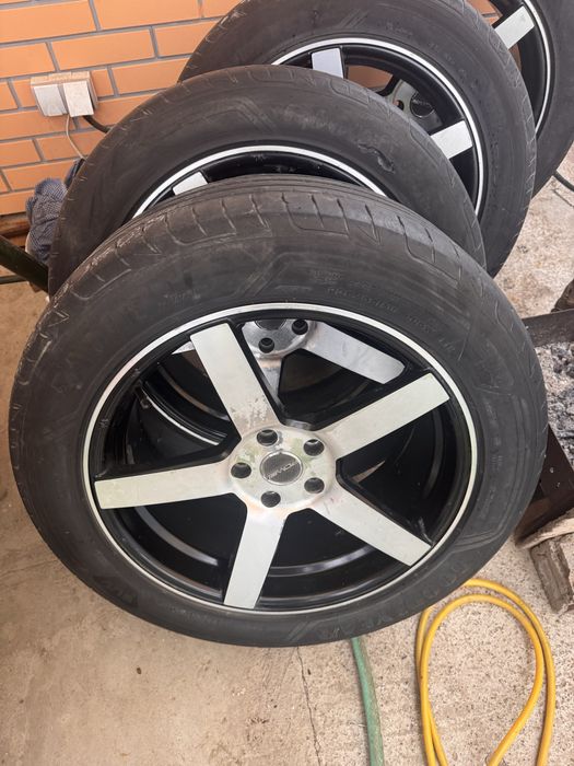 Шины Goodyear с дисками 19.