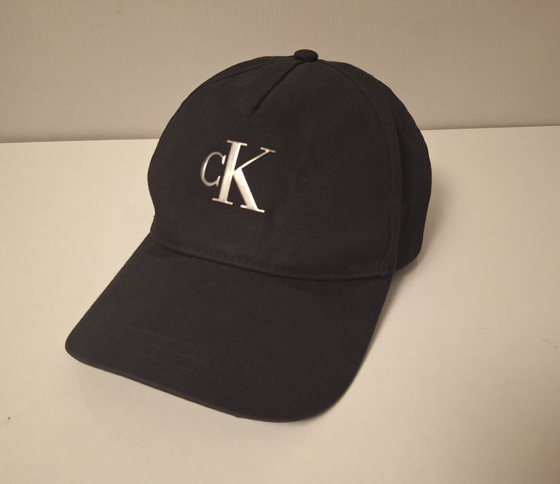 Бейсболка Calvin Klein