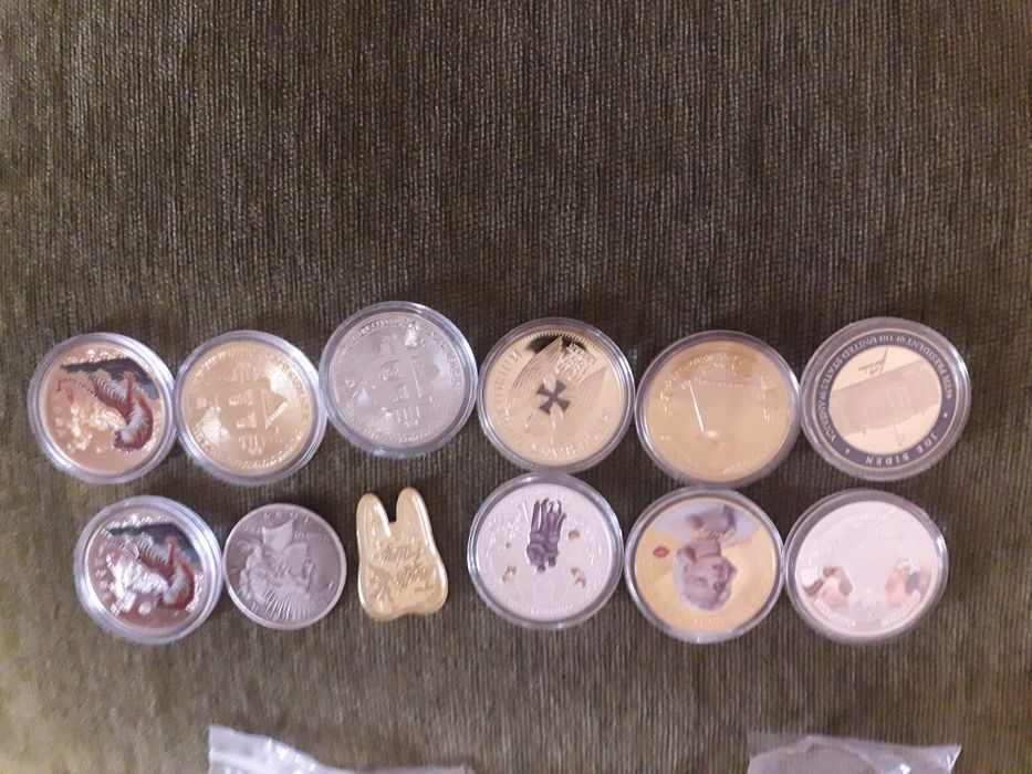 Монета биткоин и др..