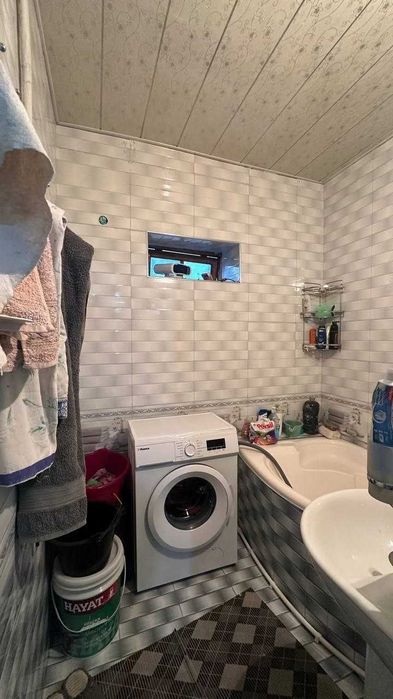 N.12270  Срочно!!!  Продаётся 5-комнатная квартира