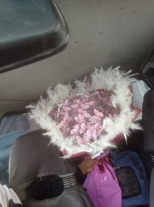 Gul Zakazga shunday gullardan tayyorlab beramiz