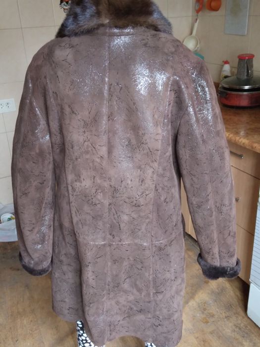 Продам дублёнку.