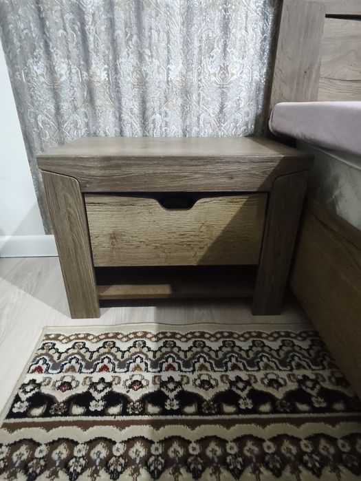 Продается спальный гарнитур