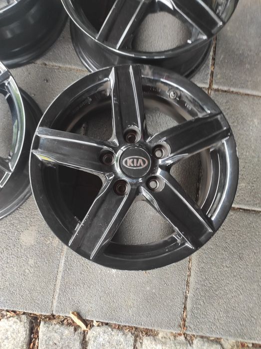 Алуминиеви джанти 5х114,3 15 цола Киа Хюндай Нисан Тойота Мазда Митсуб