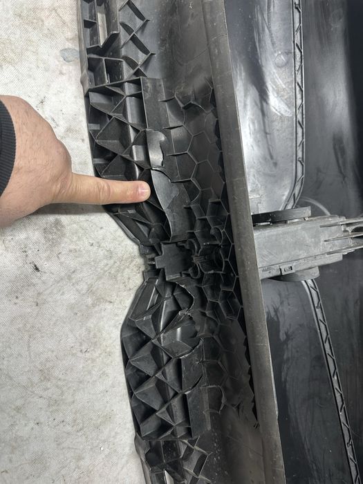Hotă aer bmw seria 2.f40.f44.cod:5a23eb404.