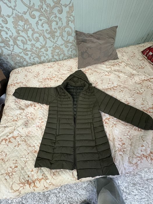 Продам куртки…,.
