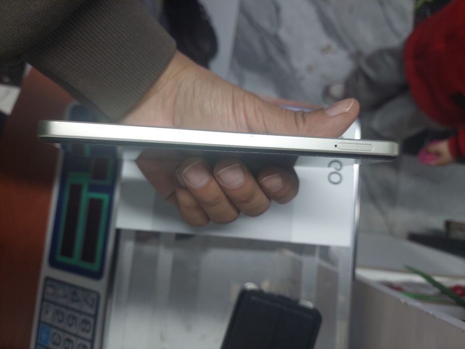 Продам телефон опа А38