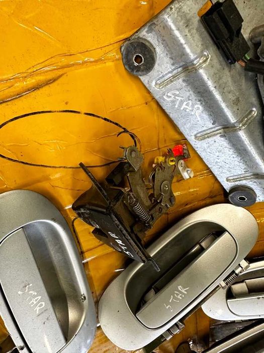 ручки Mitsubishi Space Star (Митсубиси) из Европы