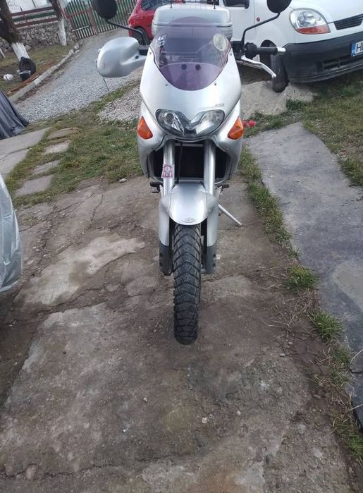 Aprilia pegaso Garda 650