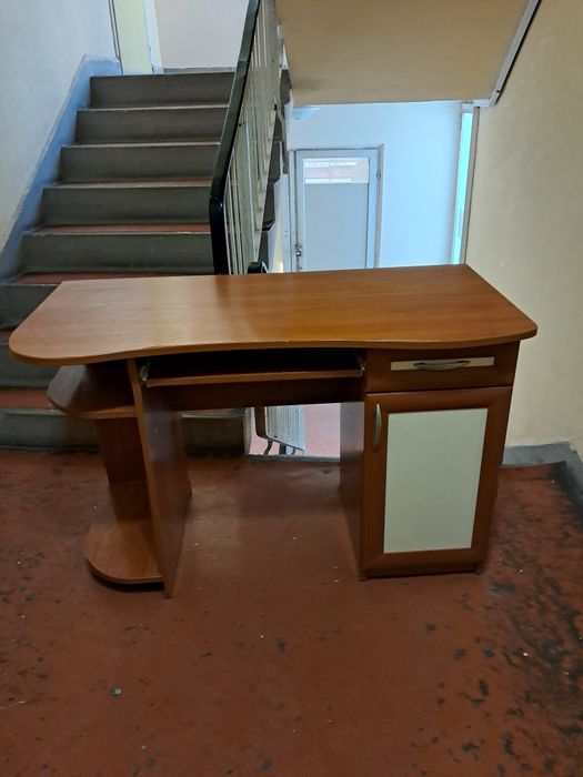 Ученическо бюро..