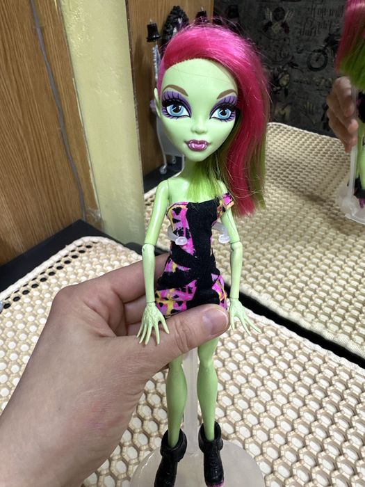 Продам куклу монстр хай!