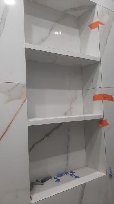 кафельщик керамогранита