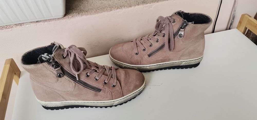 Боти Gabor Естествен велур 36.5н.