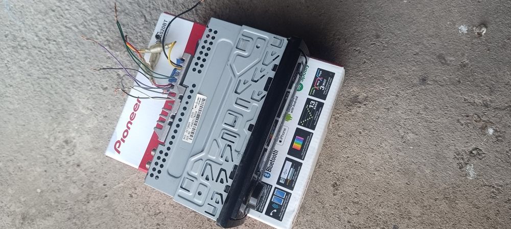 Продам автомагнитолу