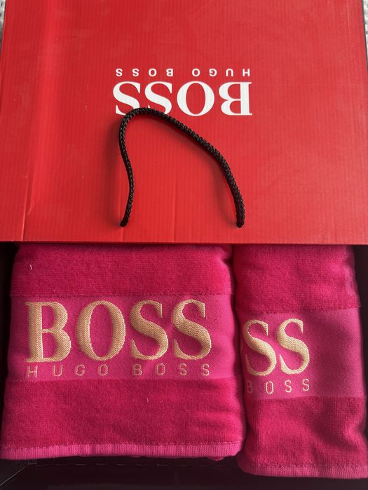 Луксозен комплект хавлии HUGO BOSS + Подаръчна  кутия