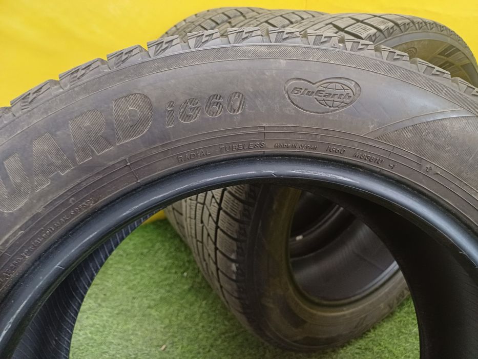 Шины 225 55 R17 YOKOHAMA комплект