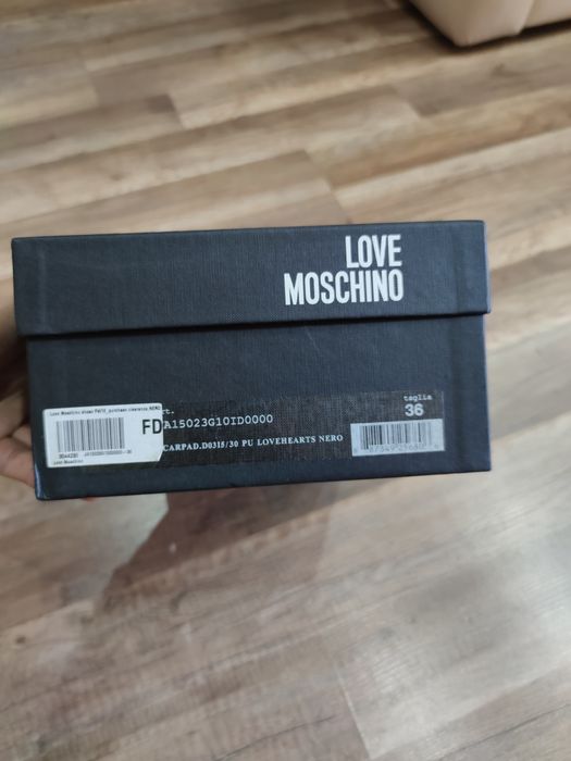 Дамски обувки Moschino