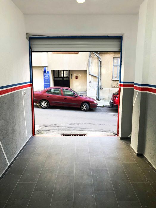 Дава се под наем Гараж / Паркомясто в Варна, Спортна зала - 16 кв.м за 142.8 € - Снимка #2