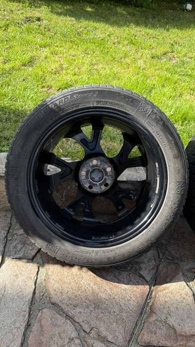 Оригинални 18" джанти Toyota CH-R (18x7J ET50 5x114.3) + зимни гуми NEXEN 225/50R18 99H