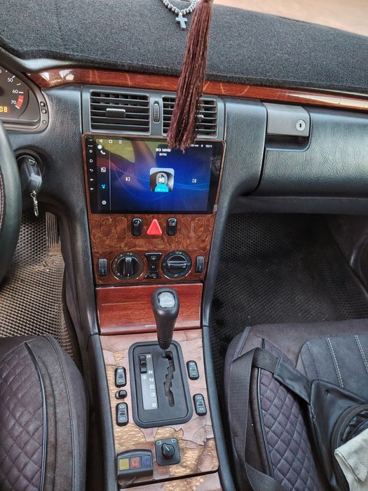 Продаются Mercedes-benz