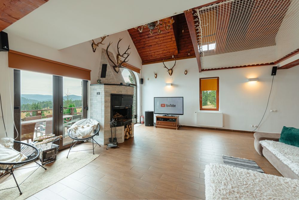 Cabana cu view si piscina infinity, sauna, jacuzzi de inchiriat Cluj