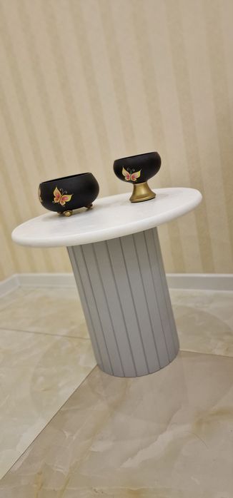 Журнальный столик