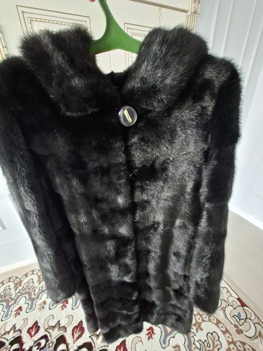 Срочно продаётся норковую шуба