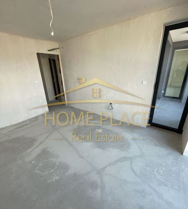 Продава се Тристаен апартамент в Варна, Бриз - 98 кв.м за 2009 €/кв.м - Снимка #1