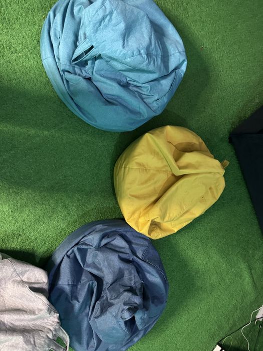 Мягкие кресла пуфики