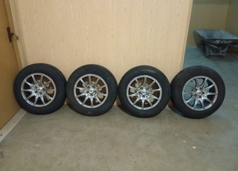 Vand roți Golful 4 195/65/R15