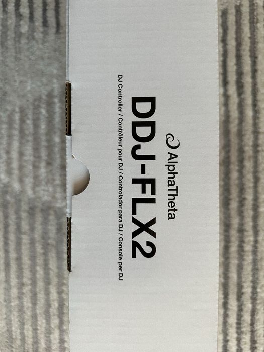 Pioneer / AlphaTheta DDJ-FLX2 DJ контролер – като нов + кутия