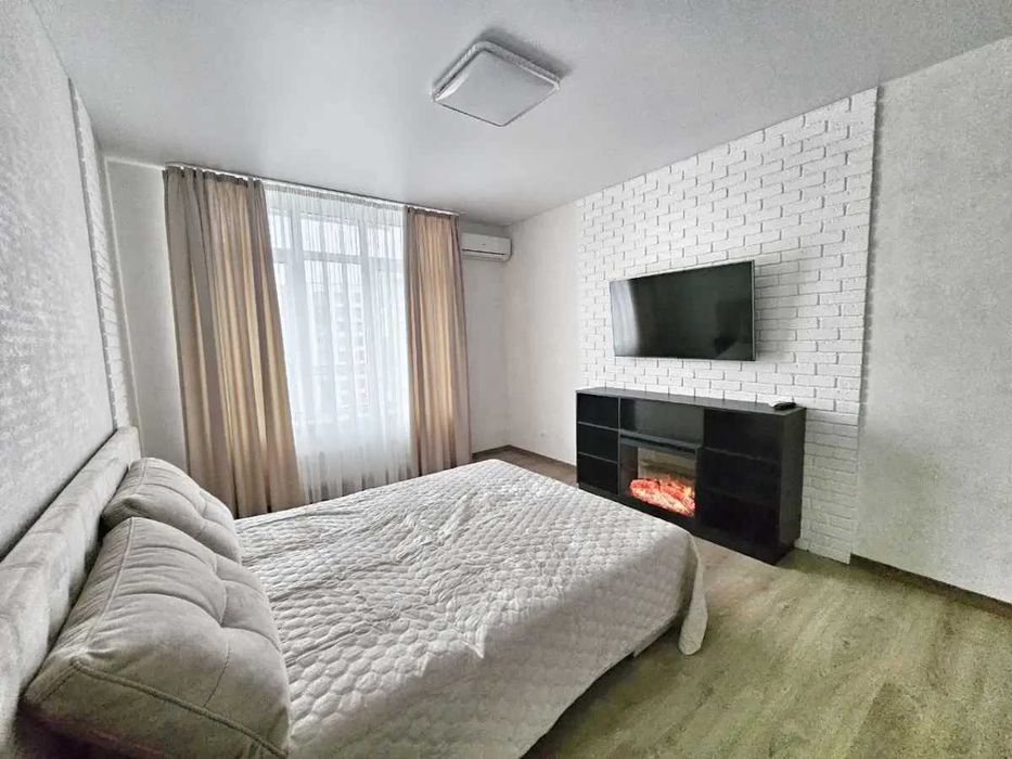 Тристаен имот в кв.Обеля 2