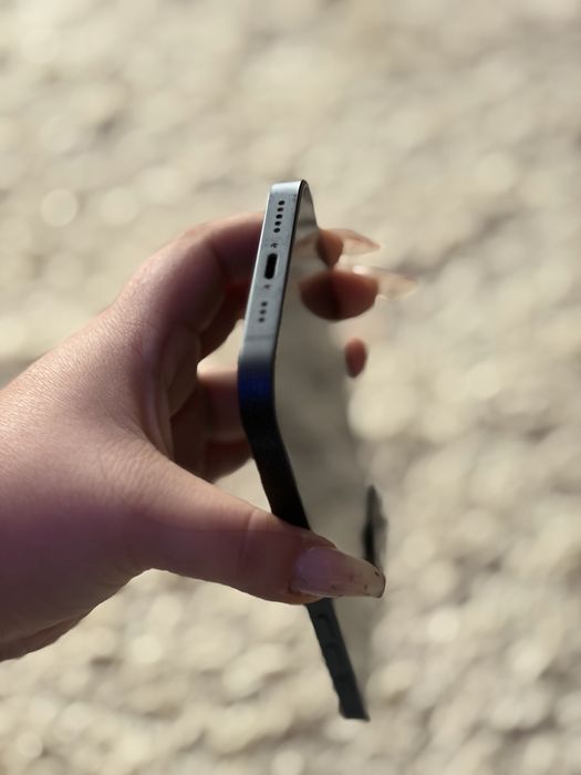 Iphone 13, pret negociabil