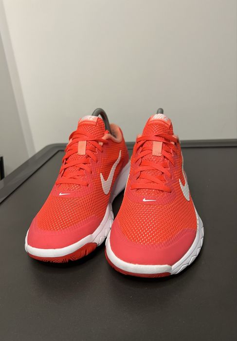 Оригинални маратонки Nike 39 номер