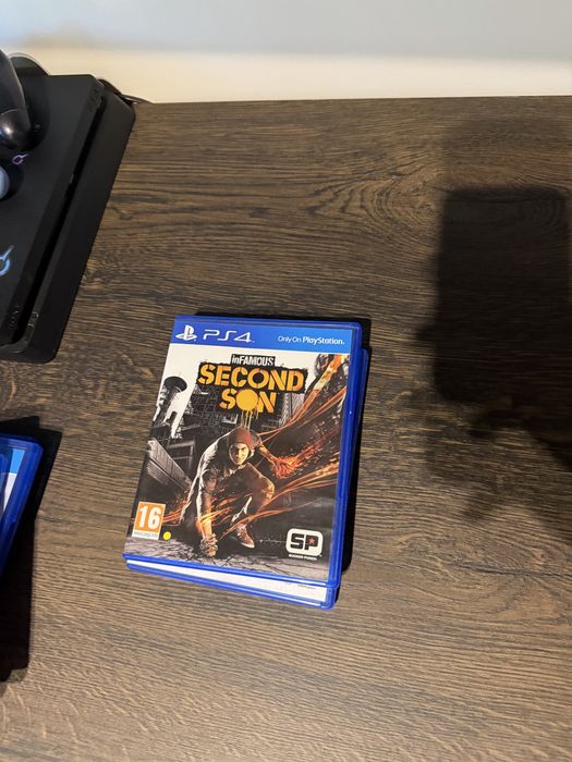 vand ps 4 slim + jocuri