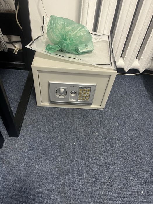 Продам сейфы