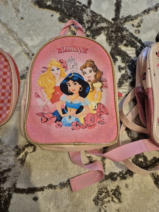 Lot rucsace fetite gradinita si nu numai