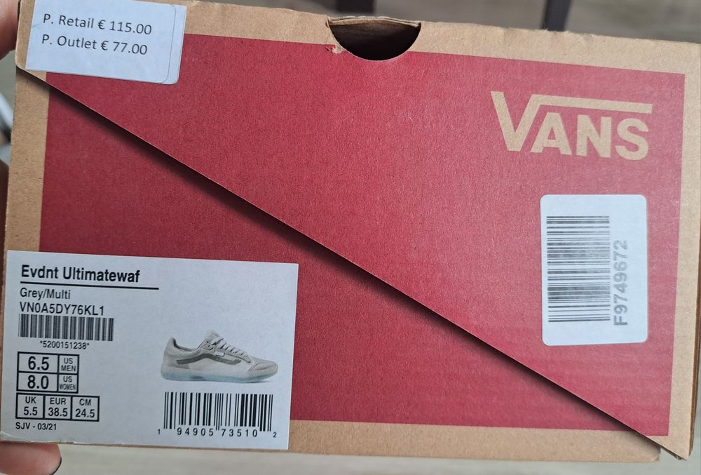 Обувки Vans унисекс модел 38,5