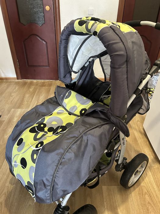 Крутая коляска, продам