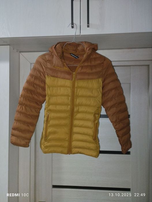 Лёгкая куртка для мальчика