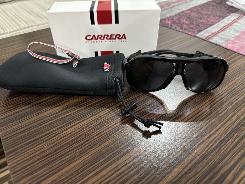 Слънчива очила CARRERA