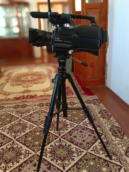 Видео камера  100000 теңге