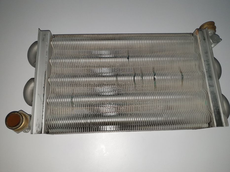 Schimbator Principal  de Căldură Centrală Viessmann Vitopend 100 VH0A