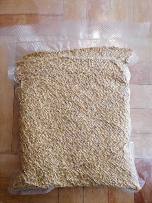 Polen crud poliflor (amestec de polenuri de pomi fructiferi)